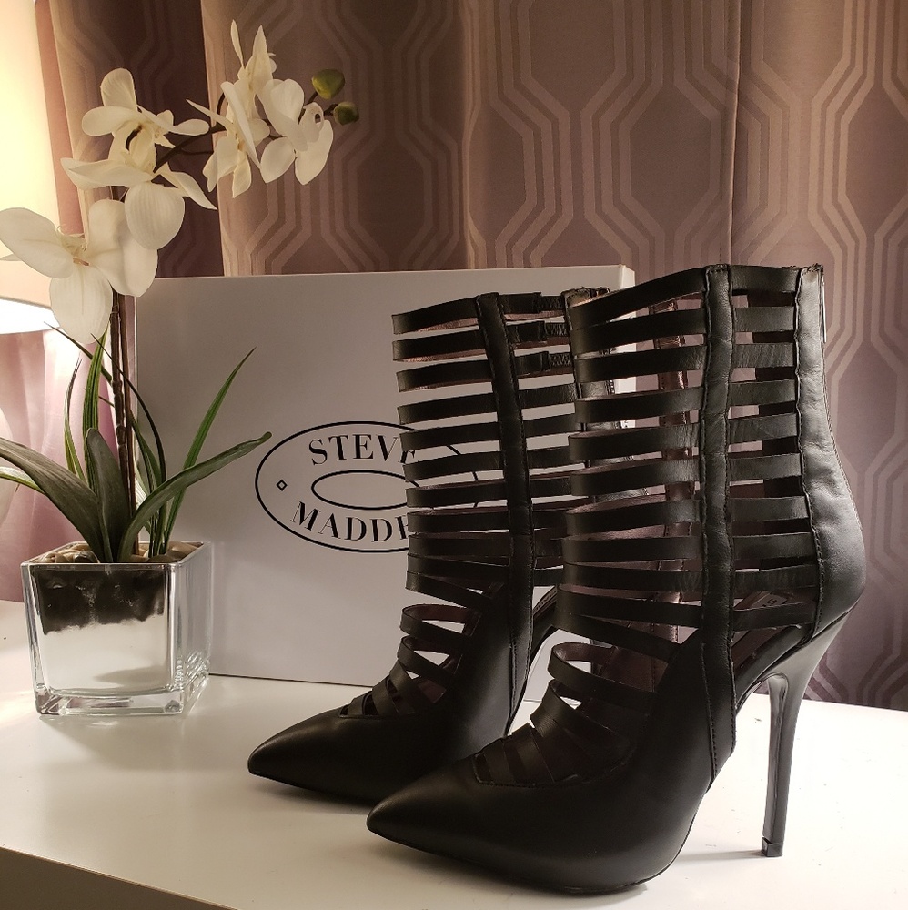 Steve Madden Leather Lauper Booties